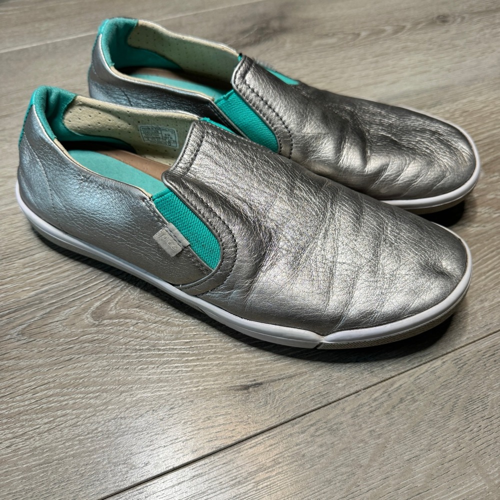 Plae Marten Silver Metallic Leather Slip On Sneakers Teal Accents 10.5